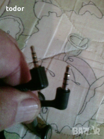 продавам камера и антенка от настолен компутър и 2бр.слушалки