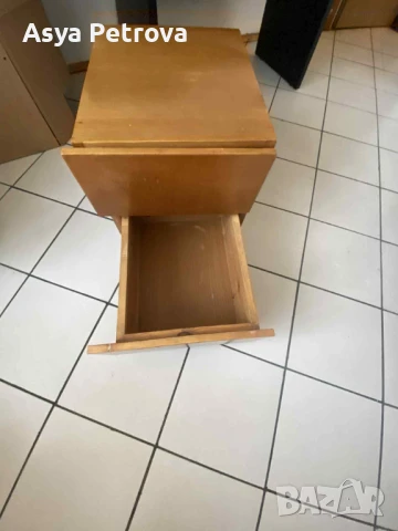 Бюро и нощно шкафче – София, кв. Стрелбище, снимка 6 - Бюра - 51244760