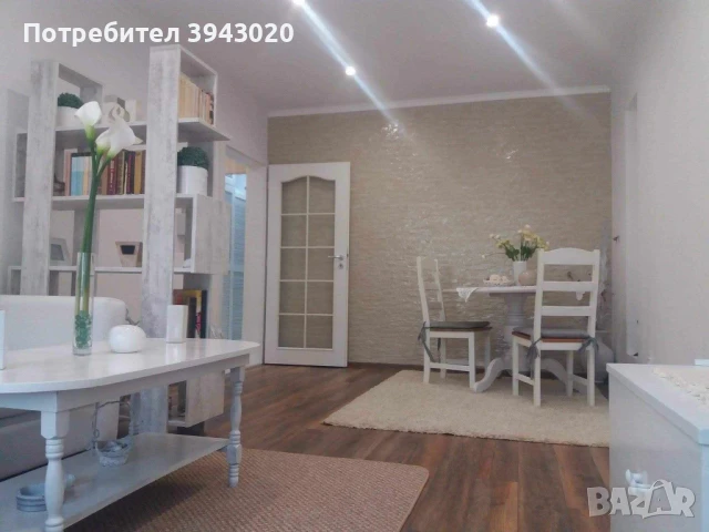 апартамент на комуникативно място в център София с паркомясто, снимка 1