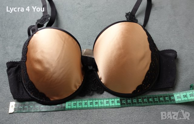 Chantelle 80C размер луксозен сутиен с черна дантела и златист сатен, снимка 12 - Бельо - 40475232