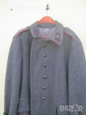 Войнишки боен шинел от соца, снимка 2 - Антикварни и старинни предмети - 54333131