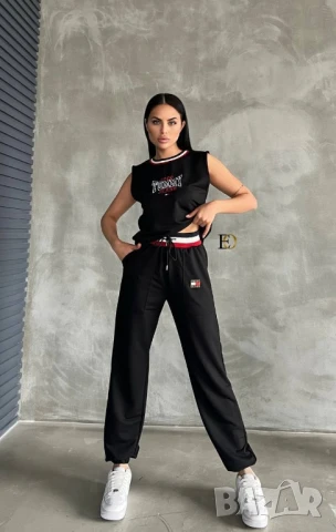 дамски екипи tommy hilfiger , снимка 3 - Спортни екипи - 51313889