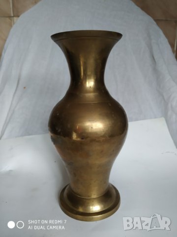 месингова ваза