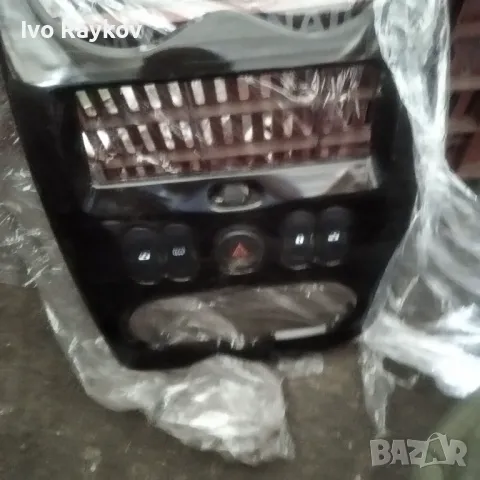 Централно табло, уреди за Dacia Duster 2010g 