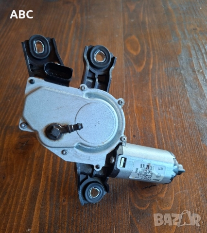 Моторче задна чистачка за Vw Passat B6 комби, снимка 6 - Части - 51348075