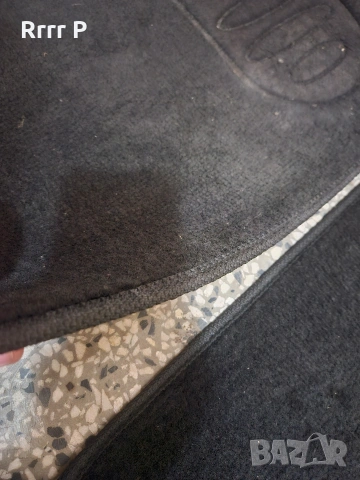 Мокетени стелки за VW Golf 4, снимка 2 - Аксесоари и консумативи - 54319306