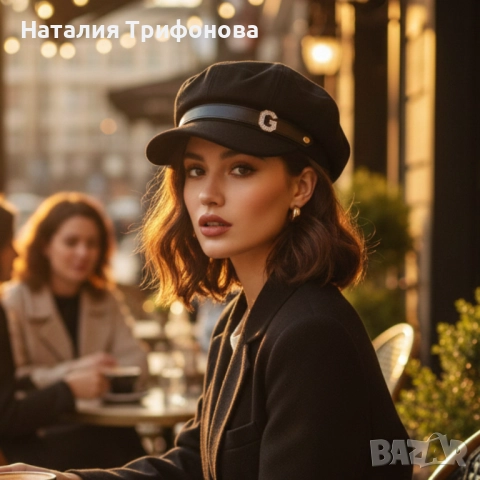 Елегантна дамска шапка тип фуражка с декоративна лента и метално лого, снимка 6 - Шапки - 52665597