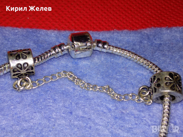 КРАСИВА ФЛОРАЛНА ПОСРЕБРЕНА МЕДНА АРТ ГРИВНА с ЦВЕТНО СТЪКЛО - РЕПЛИКА на ПАНДОРА МАРКИРАНА 44195, снимка 11 - Гривни - 44756046