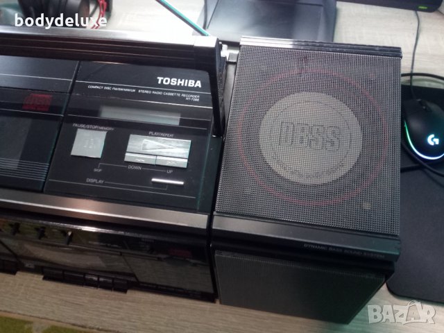 Toshiba RT-7096 радио-касетофон-компакт диск плейър, снимка 6 - Радиокасетофони, транзистори - 35420527