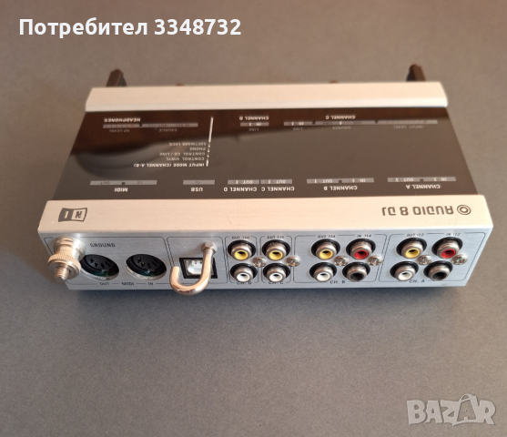 Звукова карта Native Instrument Audio 8 и контролер Kontrol X1 с кейс, снимка 6 - Друга електроника - 44595239