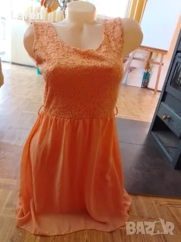 Рокля с дантела и гръб с панделка в прасковен цвят, снимка 2 - Рокли - 47677384