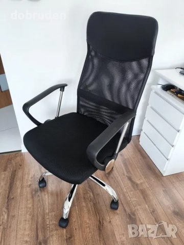 Промо! Черен офис стол в добро състояние, снимка 5 - Столове - 52914422