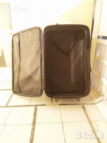 Старинен куфар, снимка 9 - Антикварни и старинни предмети - 34573834