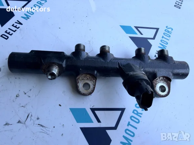 175215346R, 0281006241 горивна рейка с клапан от Dacia Sandero, 1.5 DCI