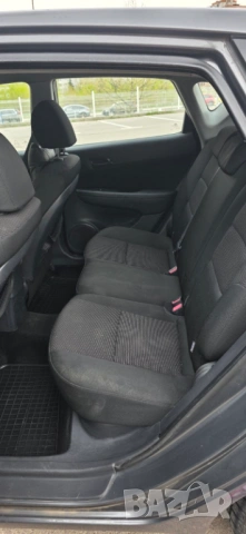 Hyundai i30 1.6 CRDI, 90hp, снимка 14 - Автомобили и джипове - 54255943