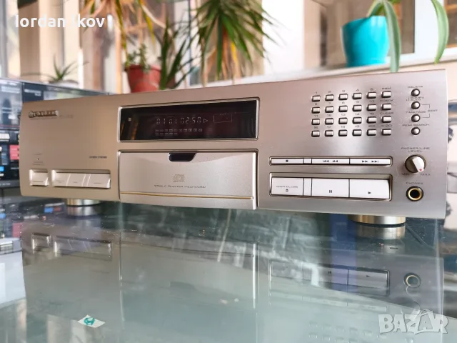 Pioneer PD-S702