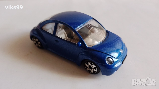 Bburago VOLKSWAGEN New Beetle MADE IN ITALY 1:43, снимка 6 - Колекции - 54225990