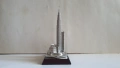 Метален Сувенир Malaysia Petronas Twin Towers, снимка 3