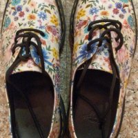 Dr.Martens flowers дамски обувки 42 номер носени един път, снимка 3 - Дамски ежедневни обувки - 38267938