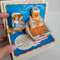 3Д книжка от 1990 г., снимка 3 - Антикварни и старинни предмети - 44708752