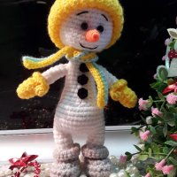подарък за Коледа. Снежен човек, Ръчно изработена, Плетена играчка, снимка 8 - Плюшени играчки - 42422203