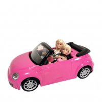 Кукла Бети с автомобил със звук и светлина, снимка 1 - Кукли - 35131685