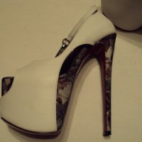  Бели лачени обувки с плат и кожа 18см ток, снимка 7 - Дамски обувки на ток - 29922149