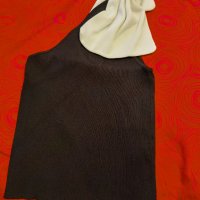 Черна дамска лятна блуза с голо рамо, снимка 1 - Корсети, бюстиета, топове - 37551624