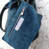Естествен велур чанта made in Italy, снимка 5 - Чанти - 38354083