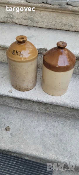 две старинни порцеланови дамаджани от алкохол, снимка 1