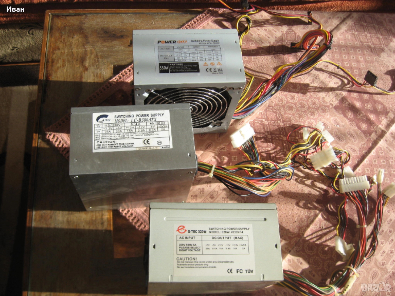 таблети и компютърни компоненти, снимка 1