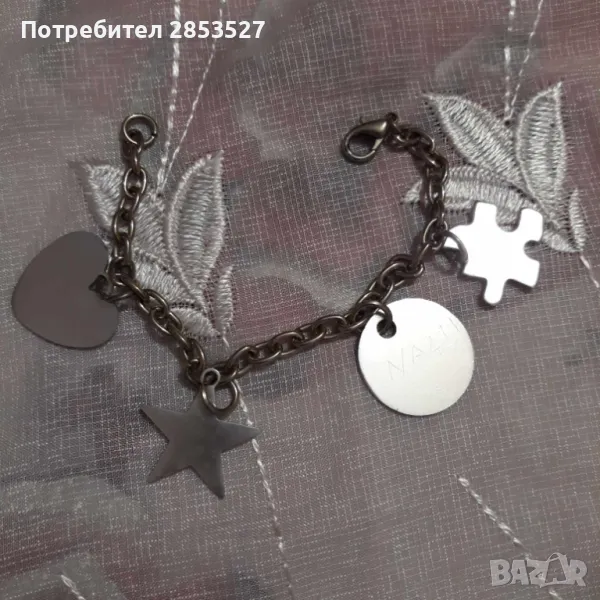 Сребриста Гривна с висулки, снимка 1