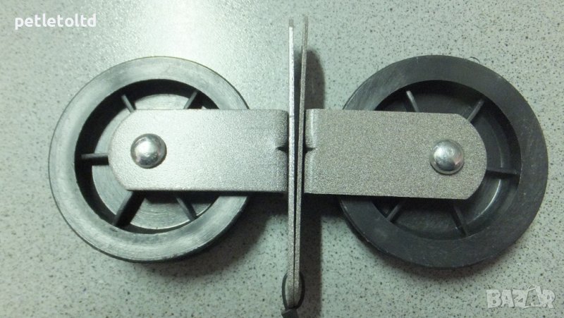 Ролки с планка ( макари ) за пилон за знаме, снимка 1