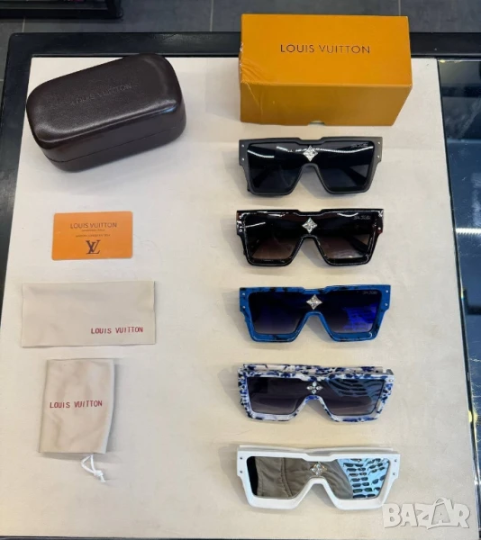 очила с черен обикновен калъф и ув защита prada louis vuitton , снимка 1