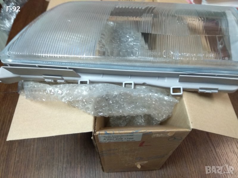 A2028201766**NEU**Mercedes Benz C-Class W202 СТЪКЛО ЗА ЛЯВ ФАР, снимка 1