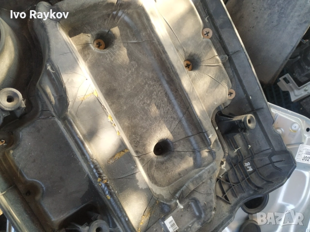 Кора над двигателя за HYUNDAI SANTA FÉ II , снимка 3 - Части - 52097005