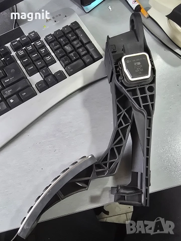 A1643000104 ПЕДАЛ ГАЗ MERCEDES ML R GL CLASS W164 X164 W251