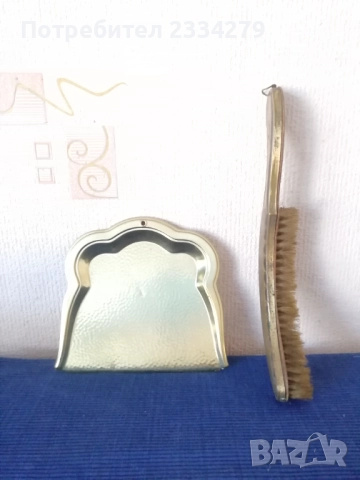  Стари пудриера и огледало.  Арт прибори четка с лопатка. , снимка 10 - Антикварни и старинни предмети - 48275251