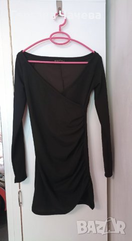 Дамска черна вталена рокля размер S, снимка 1 - Рокли - 36733067