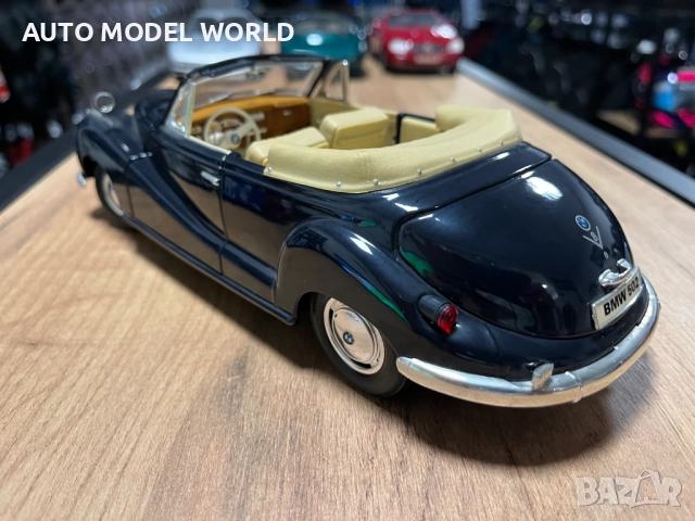 Рядък модел метална колекционерска количка BMW 507 1955г. 1:18, снимка 3 - Колекции - 52879156