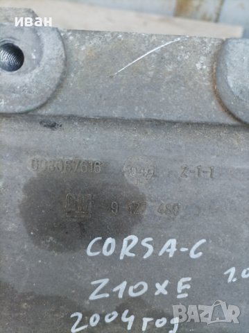Лапа стойка за Опел Корса ц 1.0 бензин. 2004 год. , снимка 2 - Части - 38631842