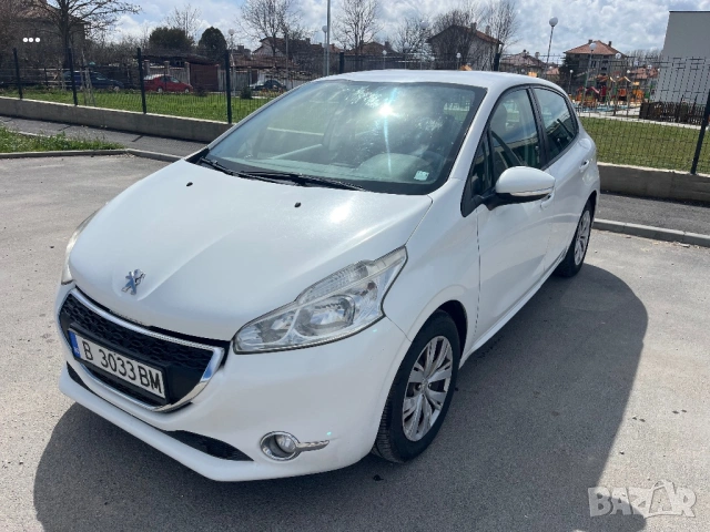 Peugeot 208  1.4 HDi  2013г.