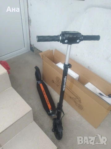 Продавам електрическа тротинетка с 13 месеца оставаща гаранция., снимка 3 - Велосипеди - 51208299