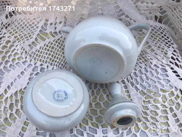 Порцеланов чайник и латиера, снимка 3 - Сервизи - 37008452