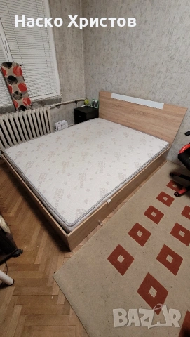 Спалня с матрак с повдигащ механизъм 160/200