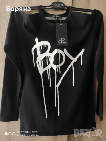 DP Moda Amia бутик нова блуза с надпис, снимка 2 - Блузи с дълъг ръкав и пуловери - 50058284