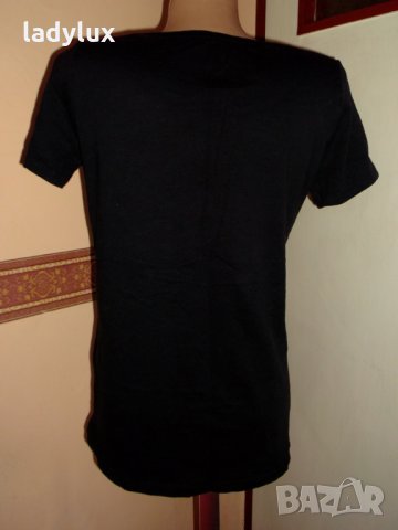 Liu Jo, Оригинална Тениска, 100% Памук, Размер S. Код 1125, снимка 6 - Тениски - 29721752