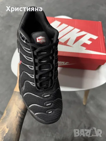 Nike Air Max Plus Carbon Fiber, снимка 2 - Маратонки - 56443299