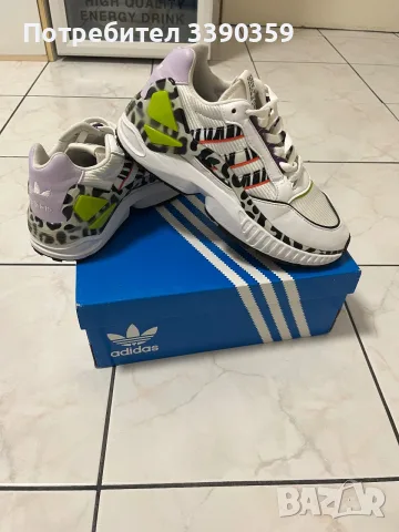 Маратонки adidas, снимка 2 - Маратонки - 56507612