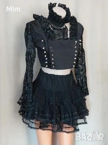 М Готически черен корсет с шипове и пола , снимка 2 - Корсети, бюстиета, топове - 51002317
